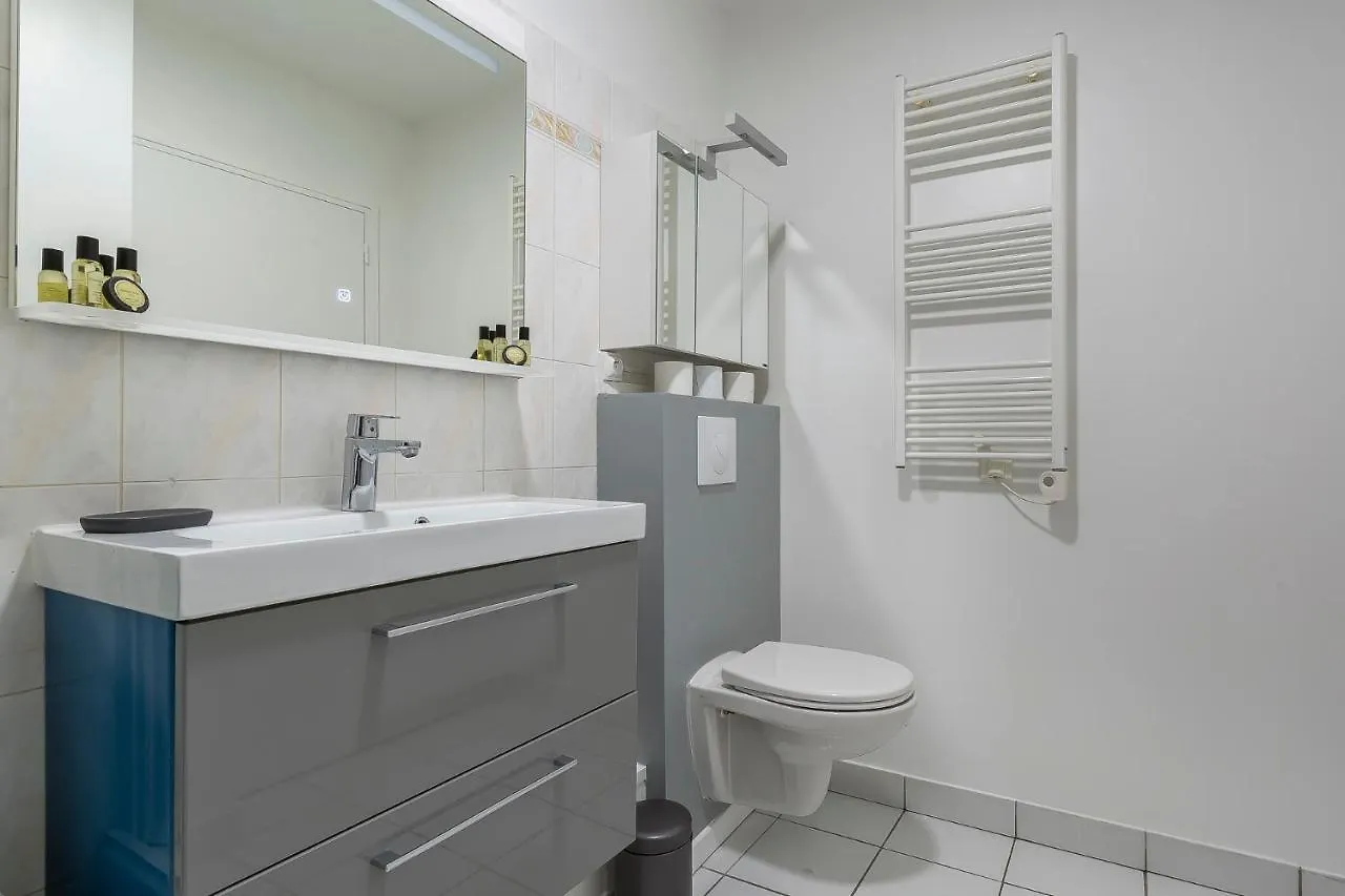 Studio Abondance - Proche Garemetrobus - Calme Apartment Lyon